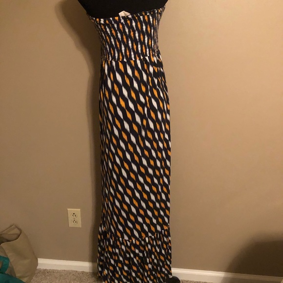 Michael Kors Maxi Dress - Picture 3 of 4